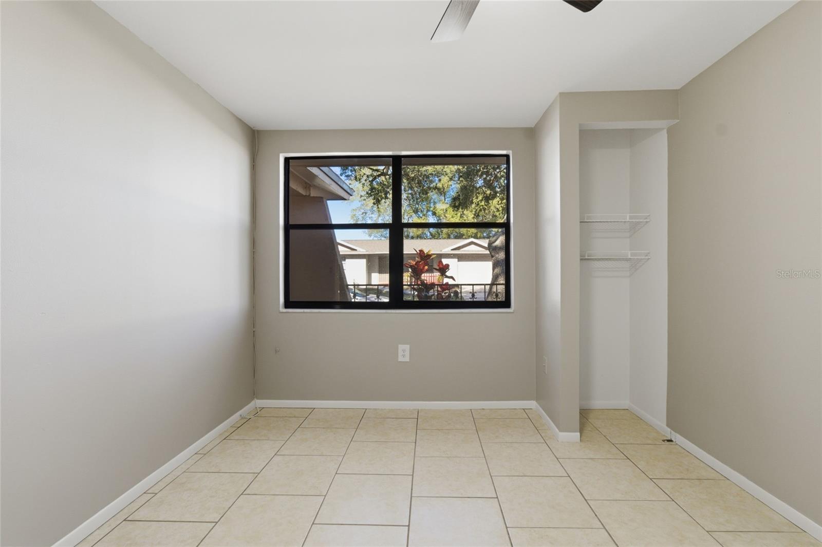 EMBASSY HILLS - Residential