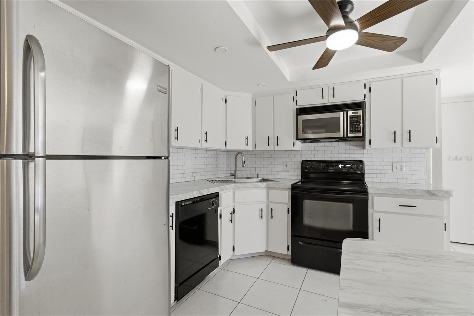 EMBASSY HILLS - Residential