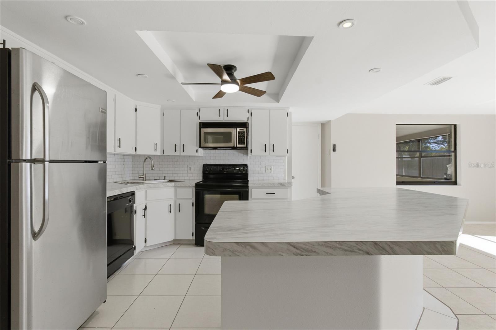 EMBASSY HILLS - Residential