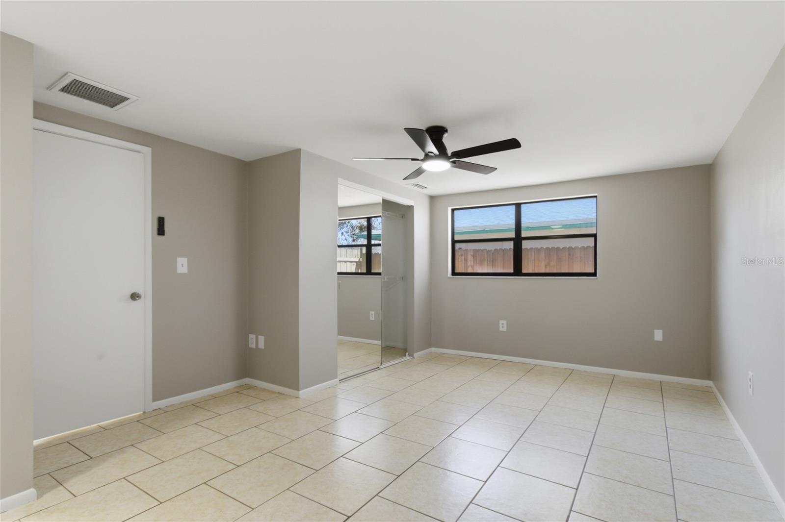 EMBASSY HILLS - Residential