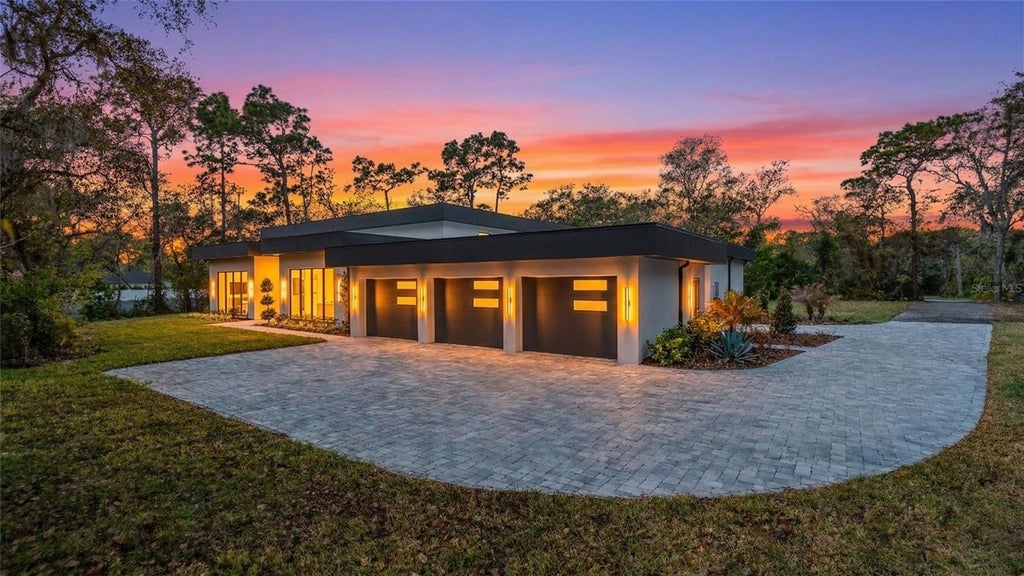 Photo of 1447 Bird Road, Winter Springs, FL 32708 (MLS # O6446070)