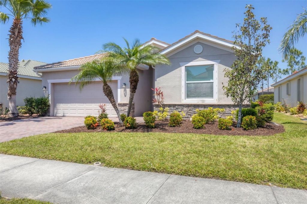 Photo of 11702 Anhinga Ave, Venice, FL 34292 (MLS # A4649349)