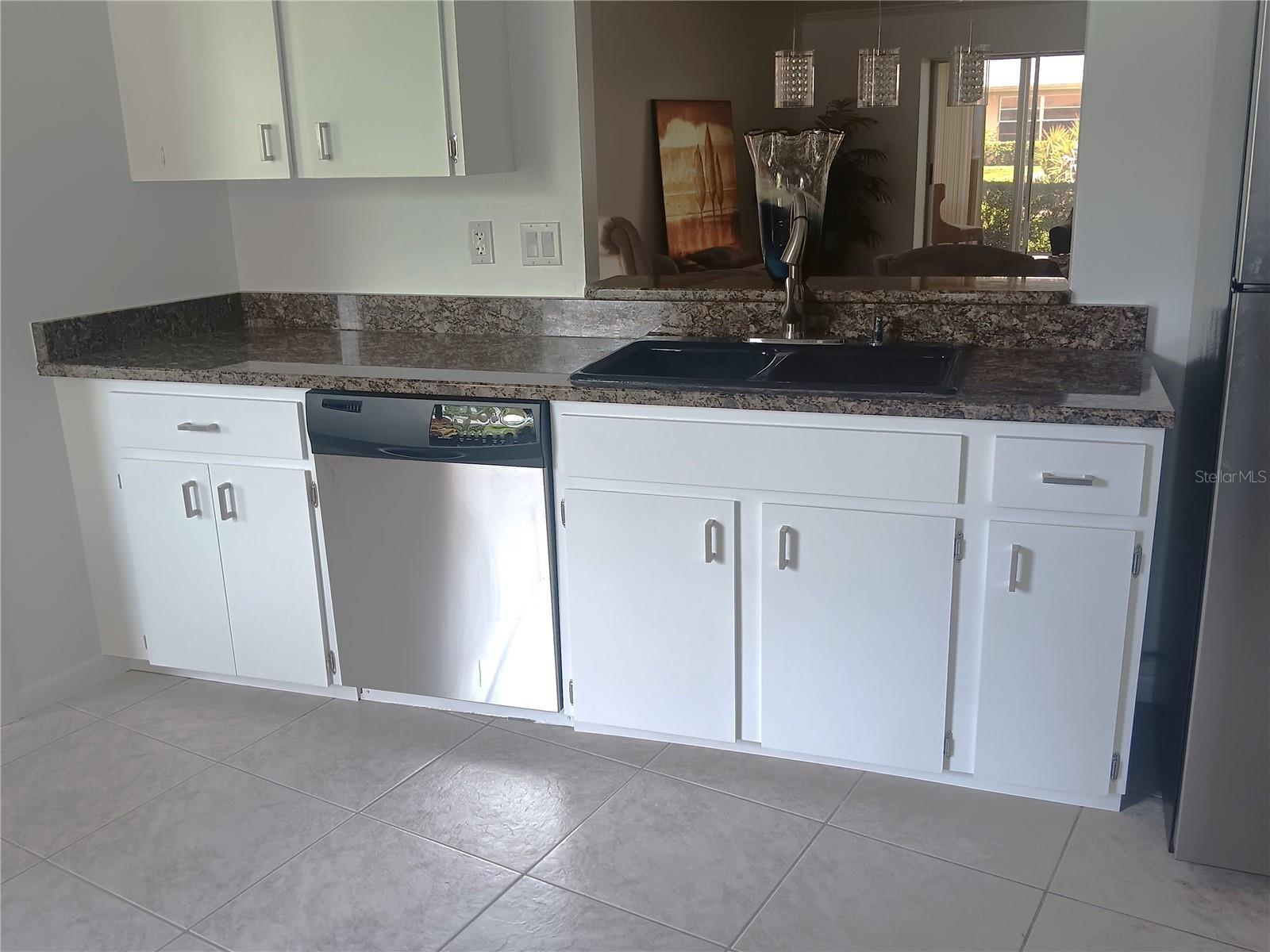 CENTER GATE VILLAGE 4 - Residential