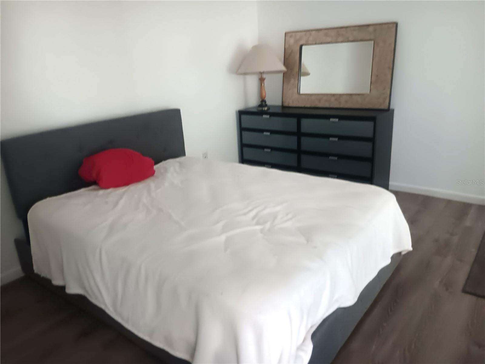 CENTER GATE VILLAGE 4 - Residential