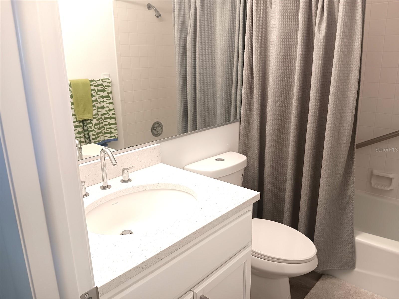 CENTER GATE VILLAGE 4 - Residential