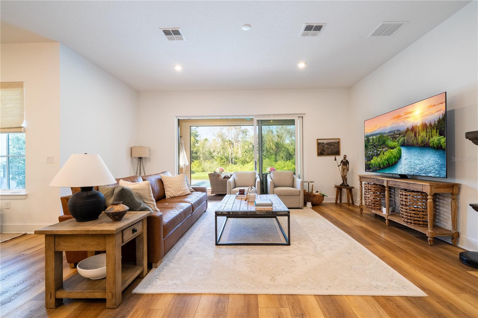 CELEBRATION ISLAND VILLAGE - Residential