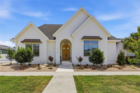 Photo of 13125 SW 9 Road, Newberry, FL 32669 (MLS # GC539445)