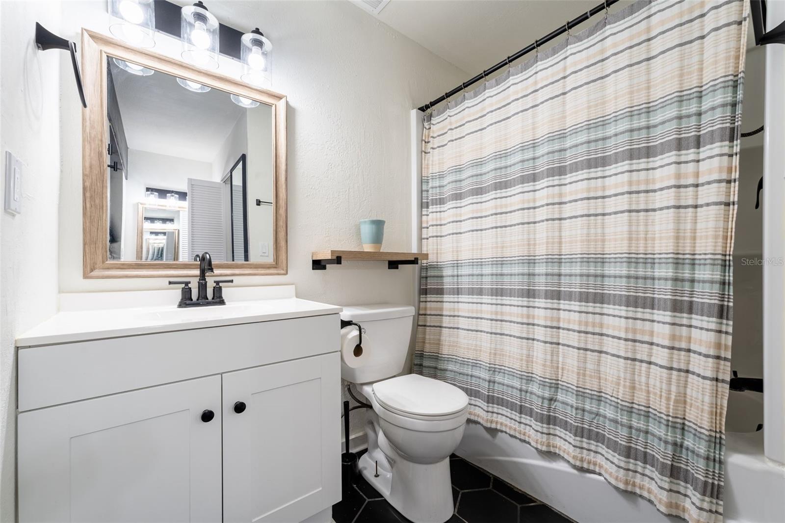 PEPPERTREE LAKE CONDO - Residential