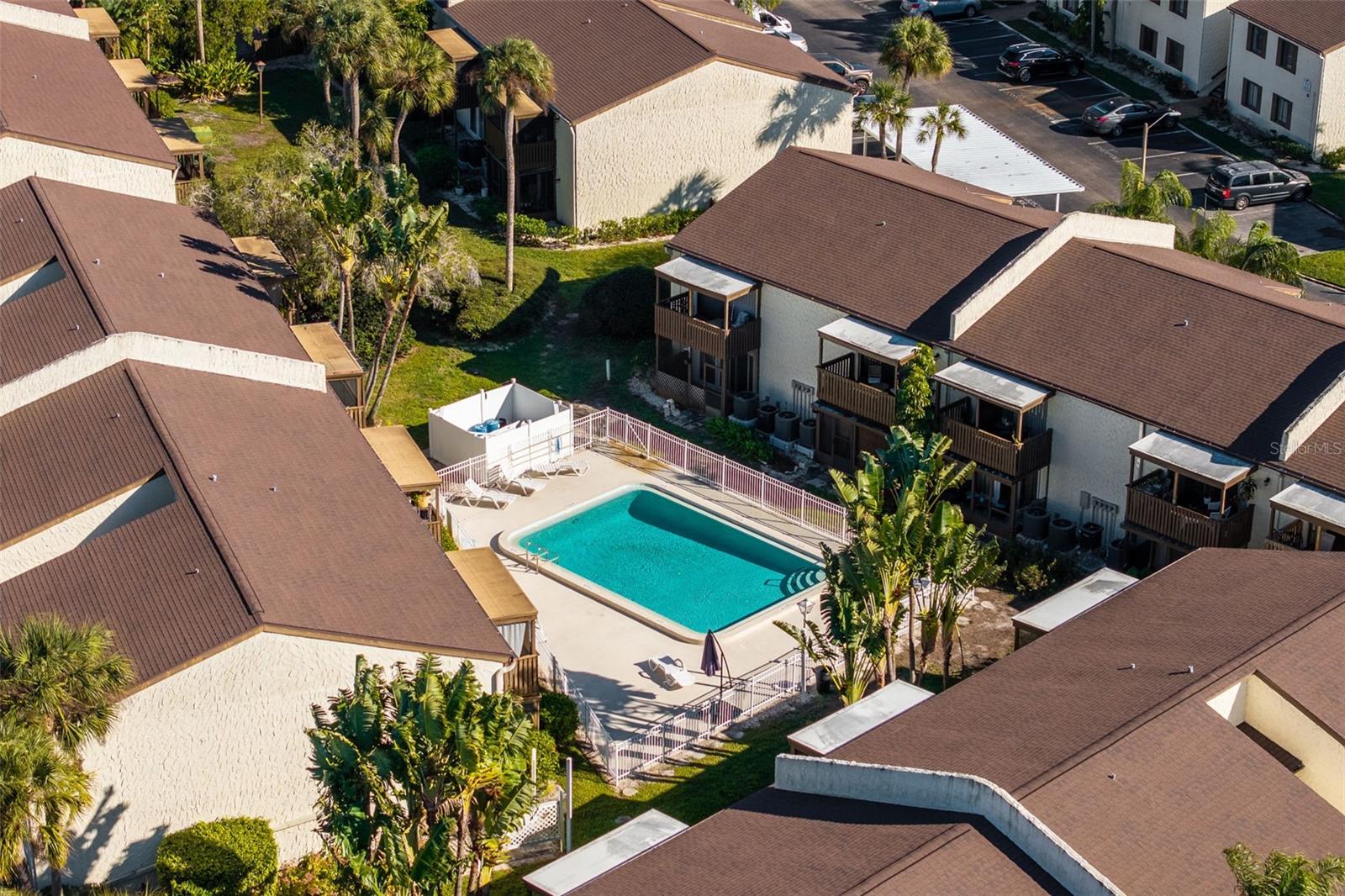 PEPPERTREE LAKE CONDO - Residential