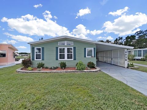 A home in LAKELAND