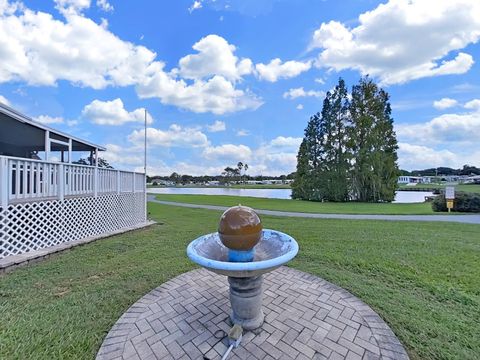 A home in LAKELAND