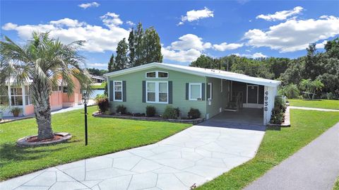 A home in LAKELAND