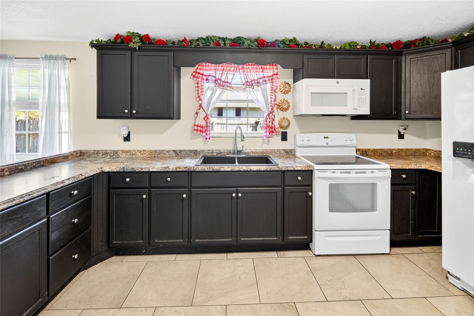 DOWLING R N ADD - Residential