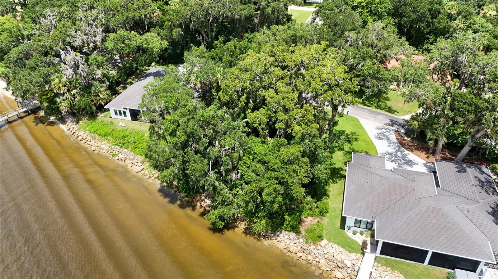 RIVER OAKS/HAMMOCK - Land