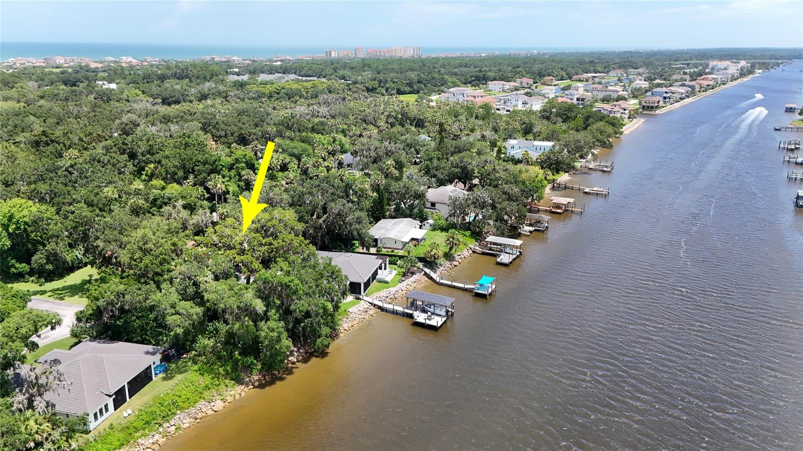RIVER OAKS/HAMMOCK - Land