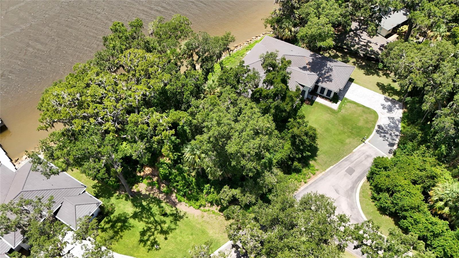 RIVER OAKS/HAMMOCK - Land