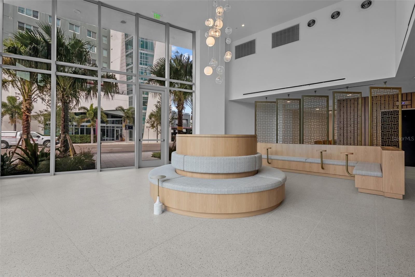 REFLECTION CONDO - Residential