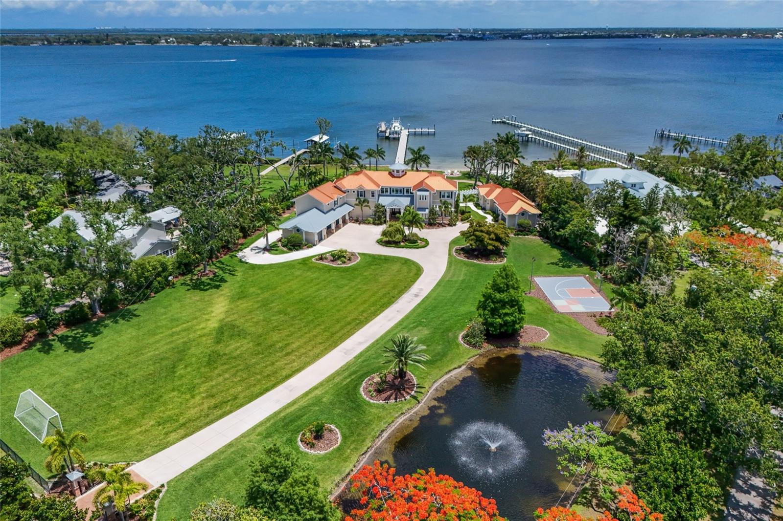 ACREAGE - Residential