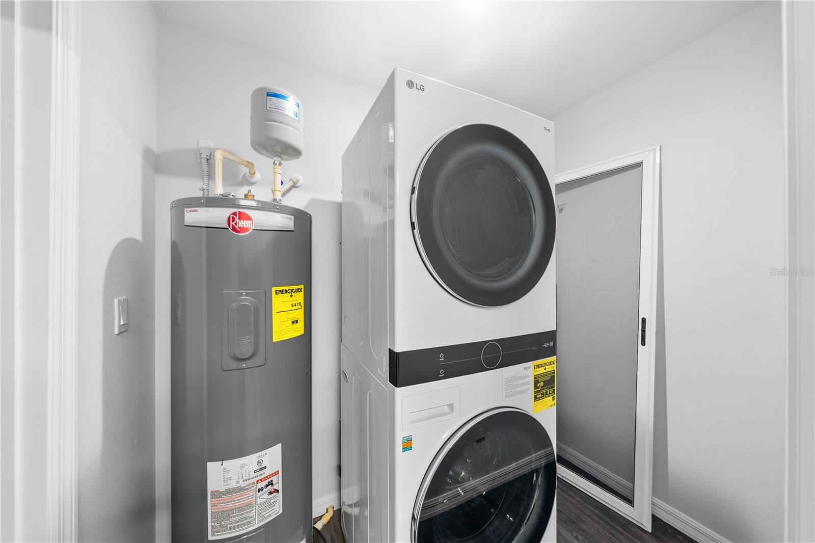 TUSCANY VILLAS - Residential