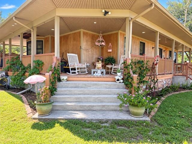 Photo of 216 Castillo Road, Ruskin, FL 33570 (MLS # TB8559223)