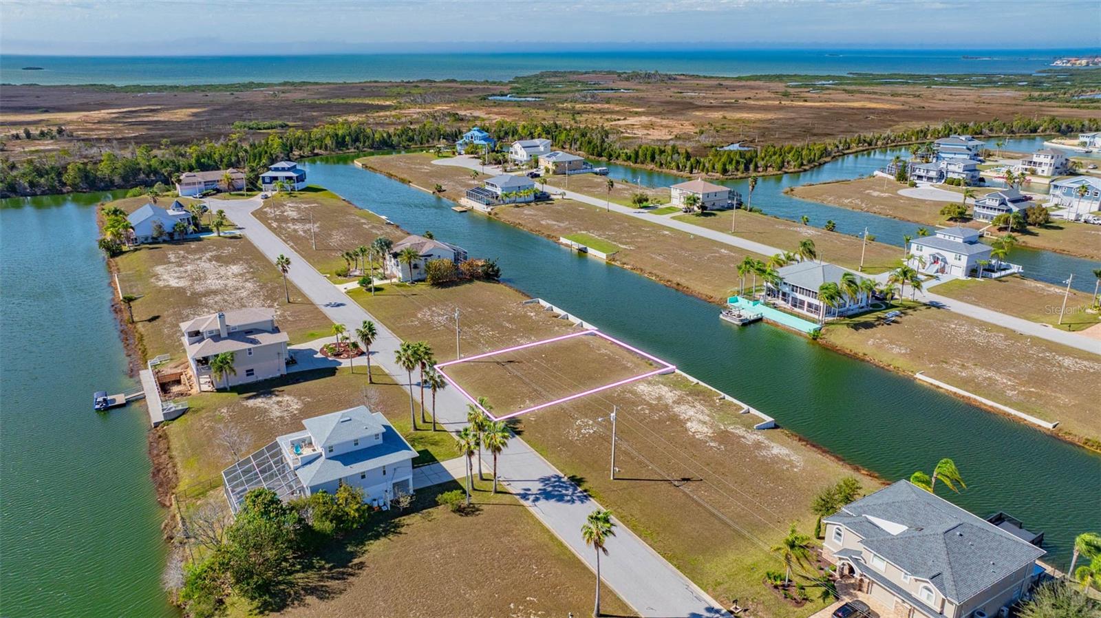 HERNANDO BEACH - Land