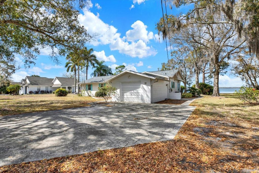 Photo of 400 Shore Drive E, Oldsmar, FL 34677 (MLS # TB8478151)