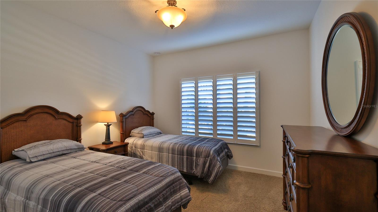 Venetian Bay Ph 02 Un 01 - Residential Lease