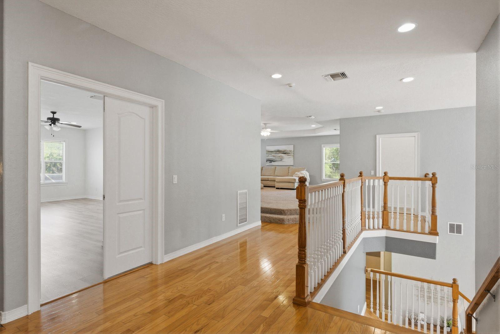 OAK RIDGE - Residential