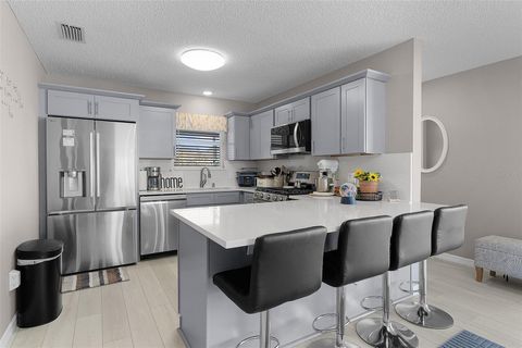 Tiny photo for 17353 SE 78th Harmony Circle, The Villages, FL 32162 (MLS # G5105839)