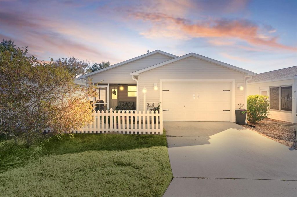 Photo of 17353 SE 78th Harmony Circle, The Villages, FL 32162 (MLS # G5105839)