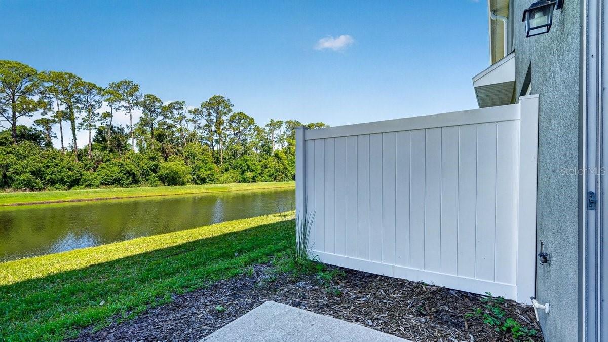 BELLA OAKS - Residential