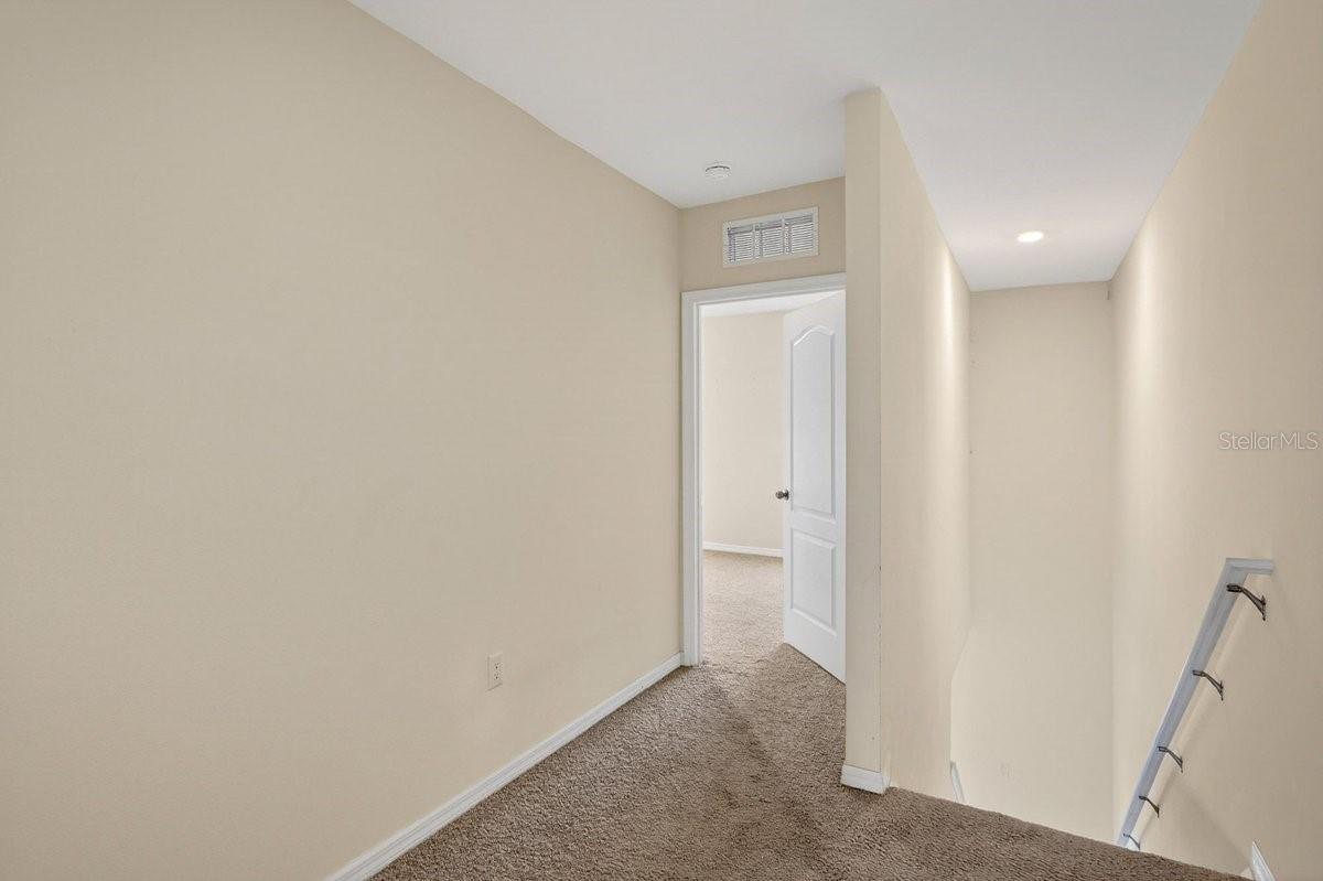 BELLA OAKS - Residential