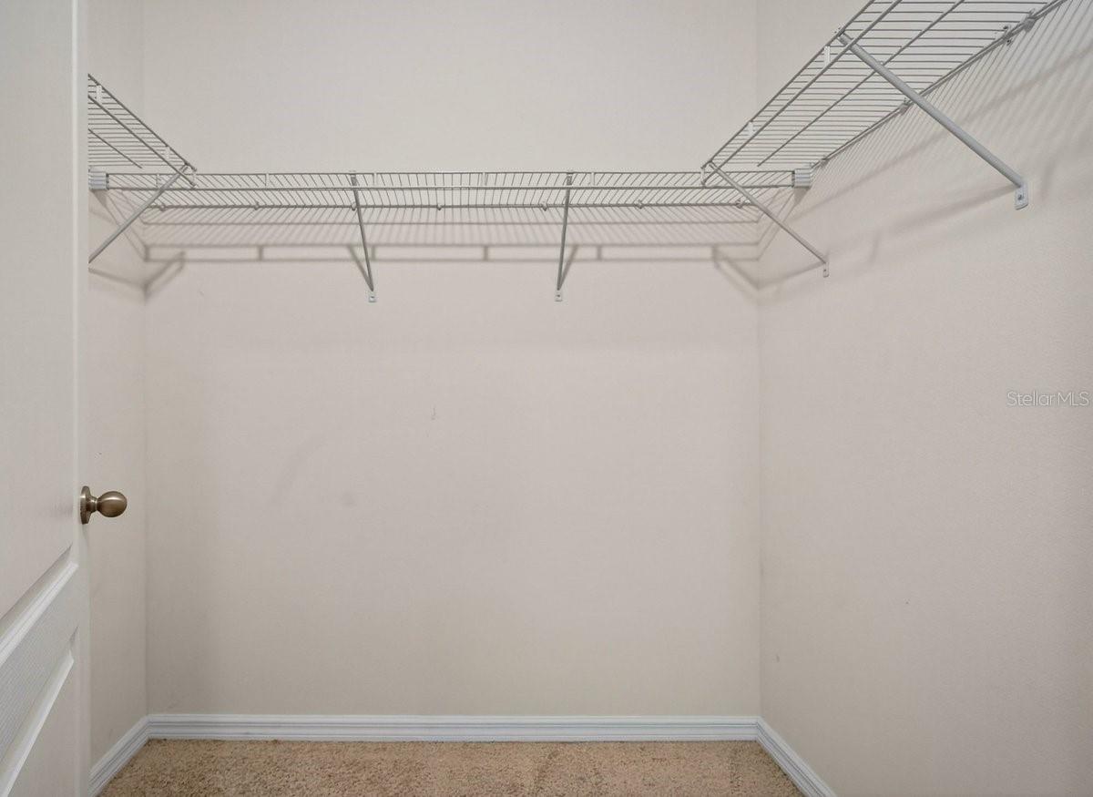 BELLA OAKS - Residential