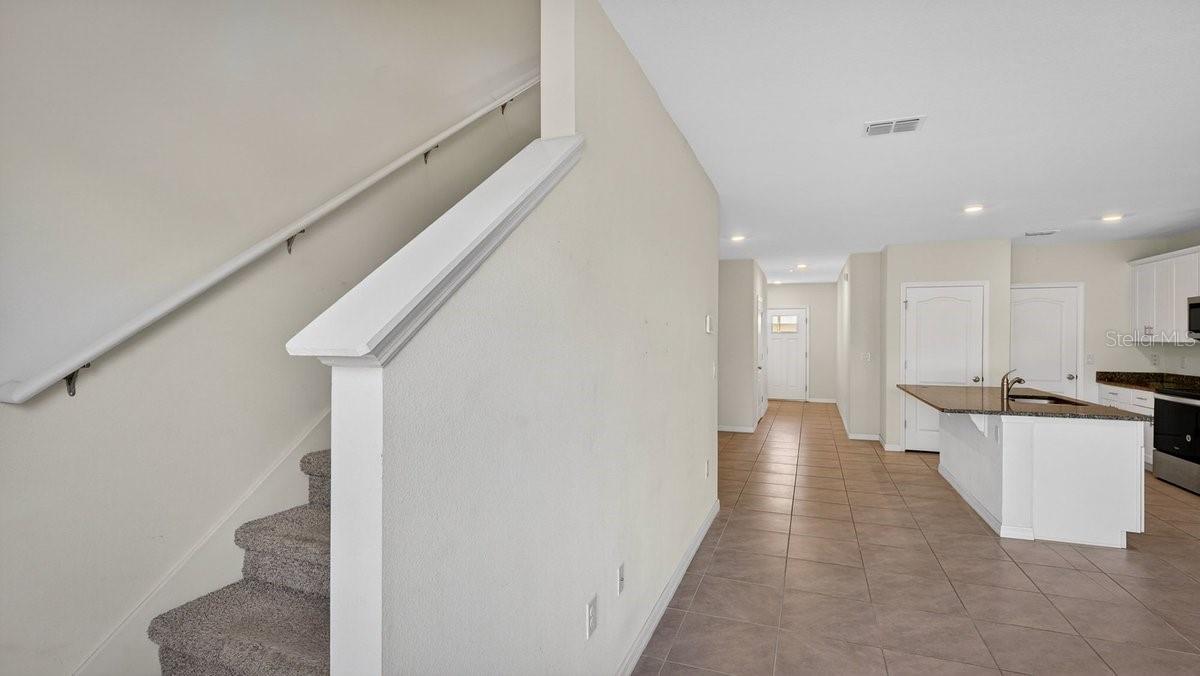 BELLA OAKS - Residential