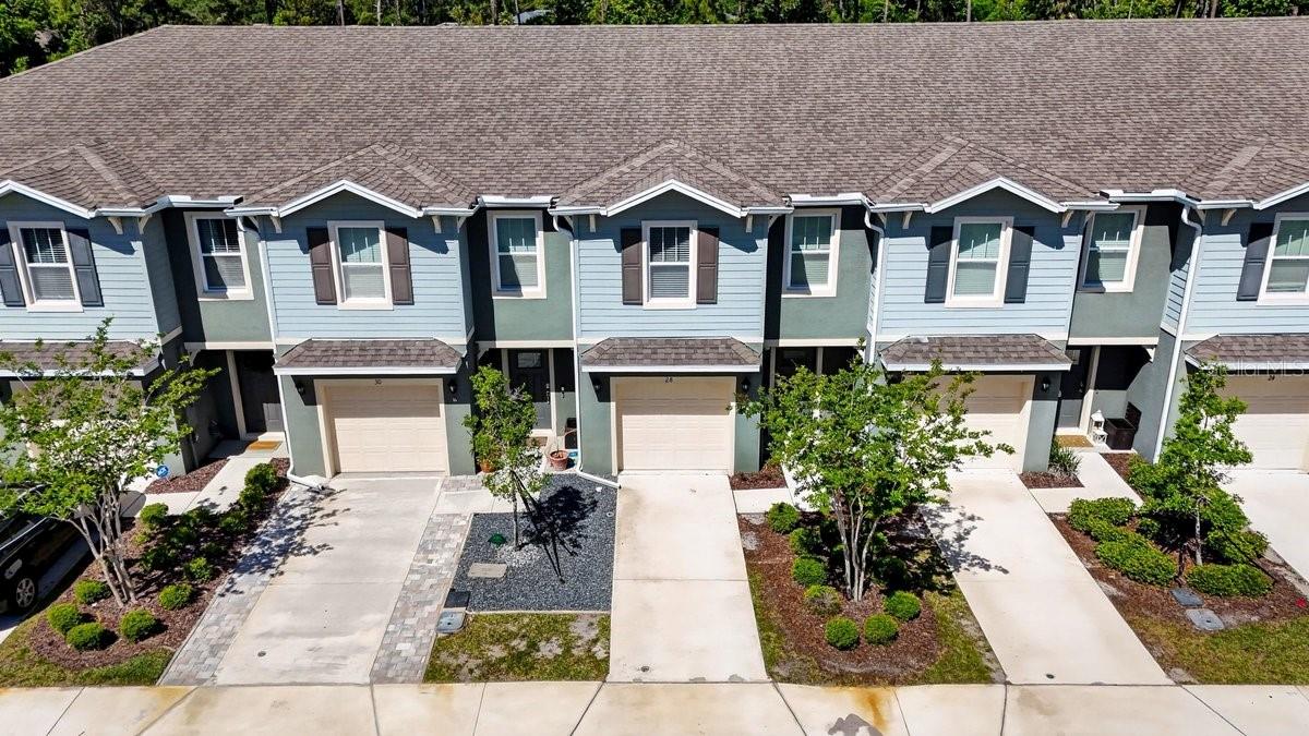 BELLA OAKS - Residential