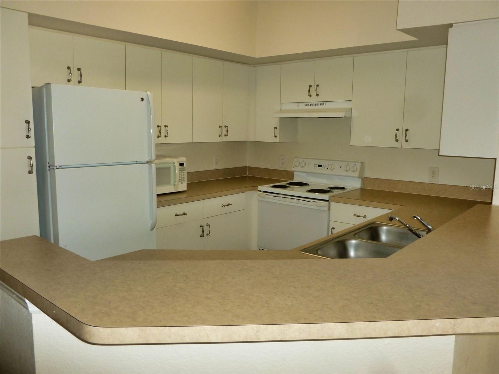 BELLA VILLINO VI - Residential Lease