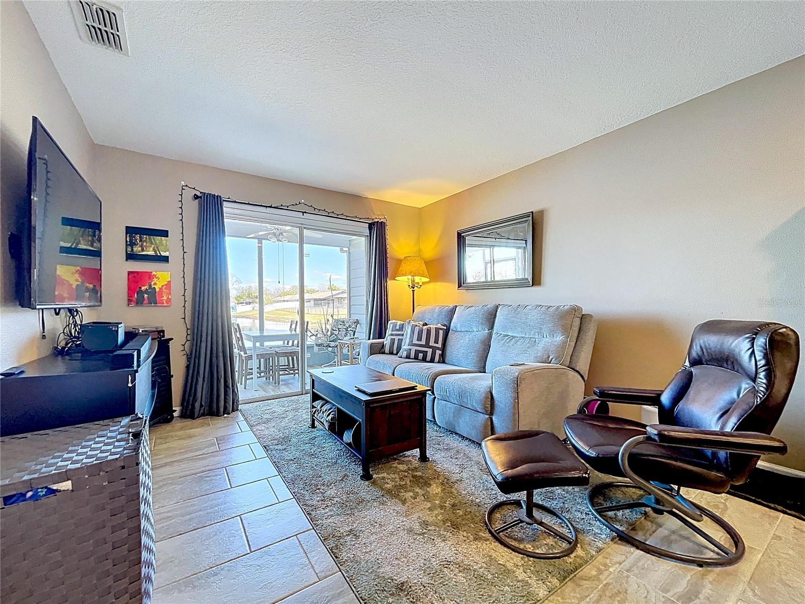 SHADOW RUN - Residential