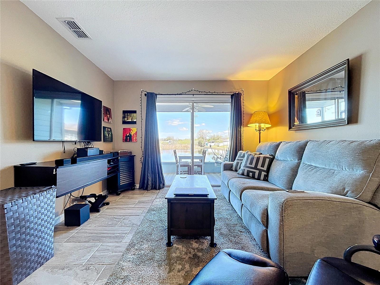 SHADOW RUN - Residential