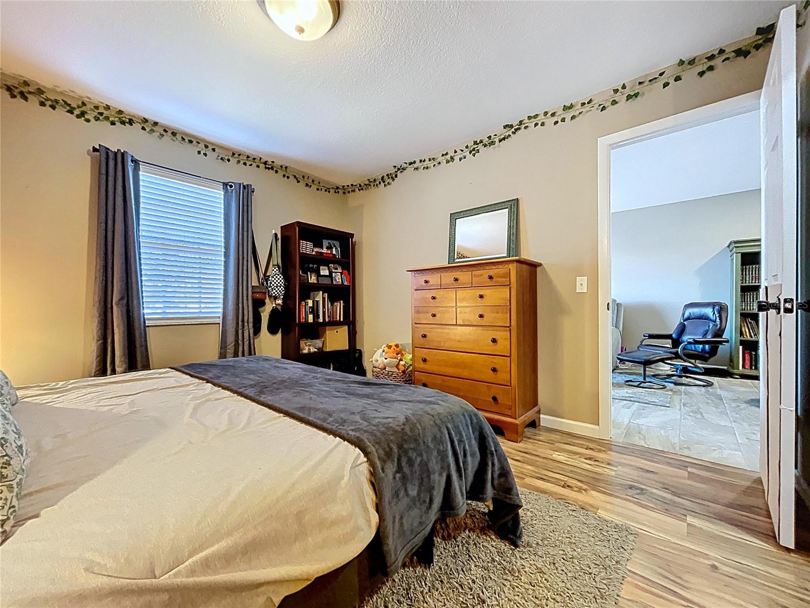 SHADOW RUN - Residential