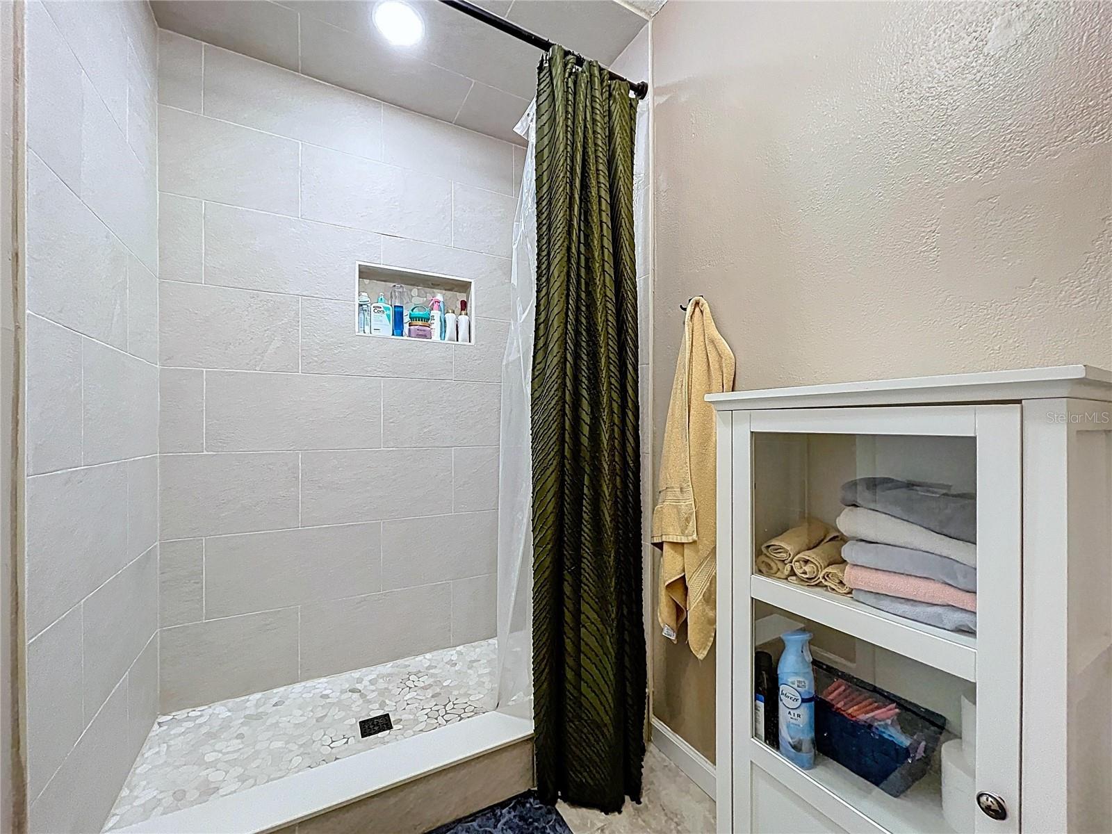 SHADOW RUN - Residential