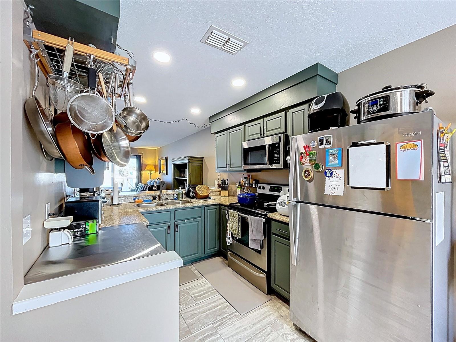 SHADOW RUN - Residential