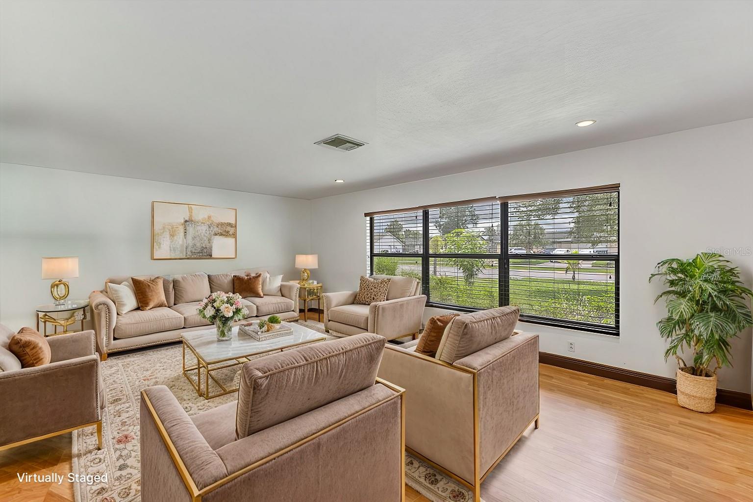 20319 MACON PARKWAY
