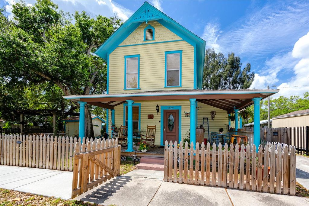 Photo of 6829 S Fitzgerald Street, Tampa, FL 33616 (MLS # TB8494261)