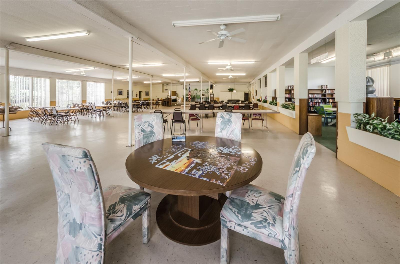 CLEARVIEW OAKS PARADISE - Residential