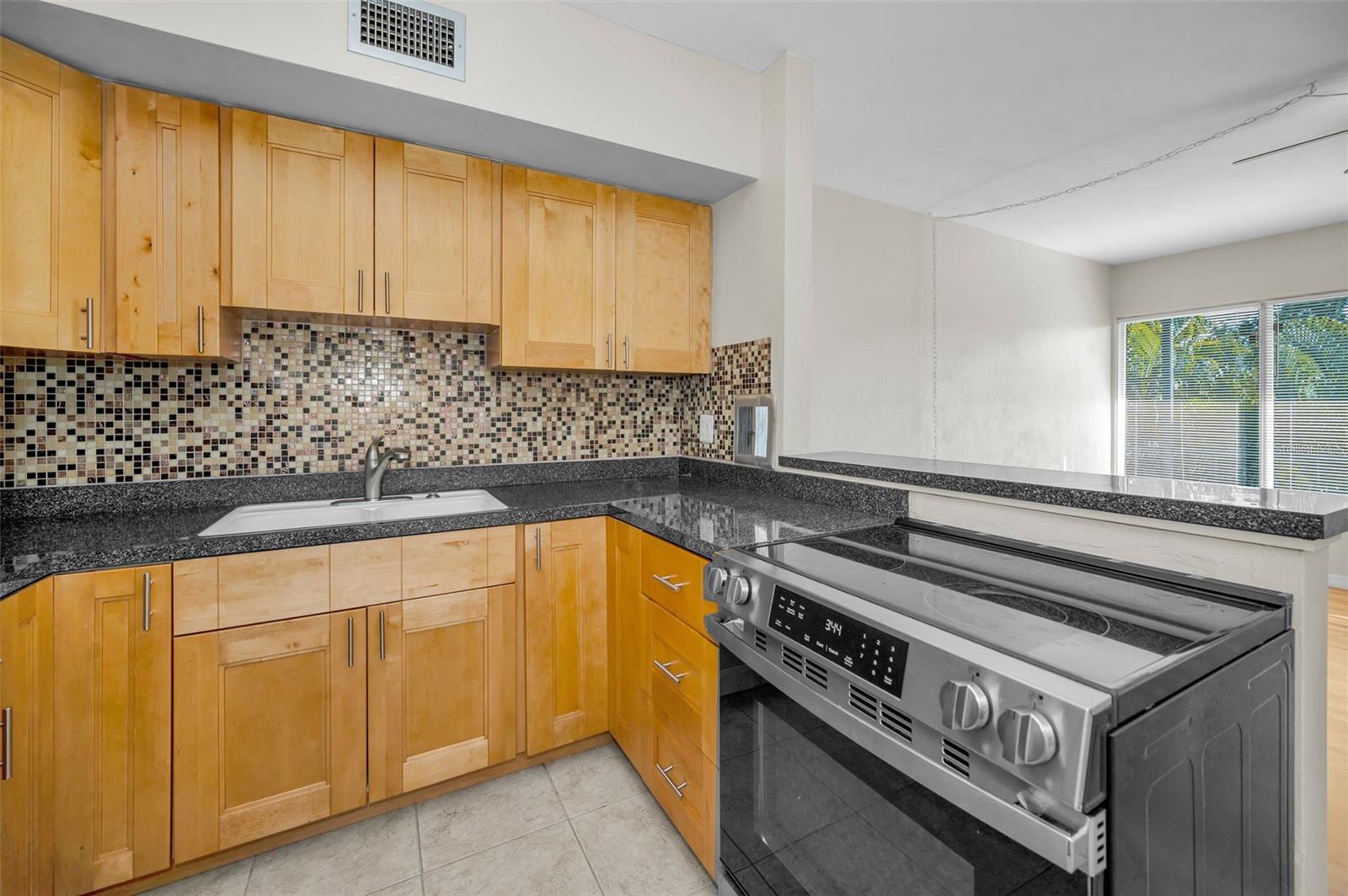 CLEARVIEW OAKS PARADISE - Residential