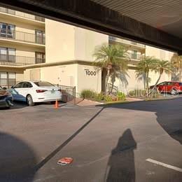 COVE CAY VILLAGE III - Residential Lease