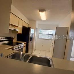 COVE CAY VILLAGE III - Residential Lease