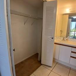 COVE CAY VILLAGE III - Residential Lease