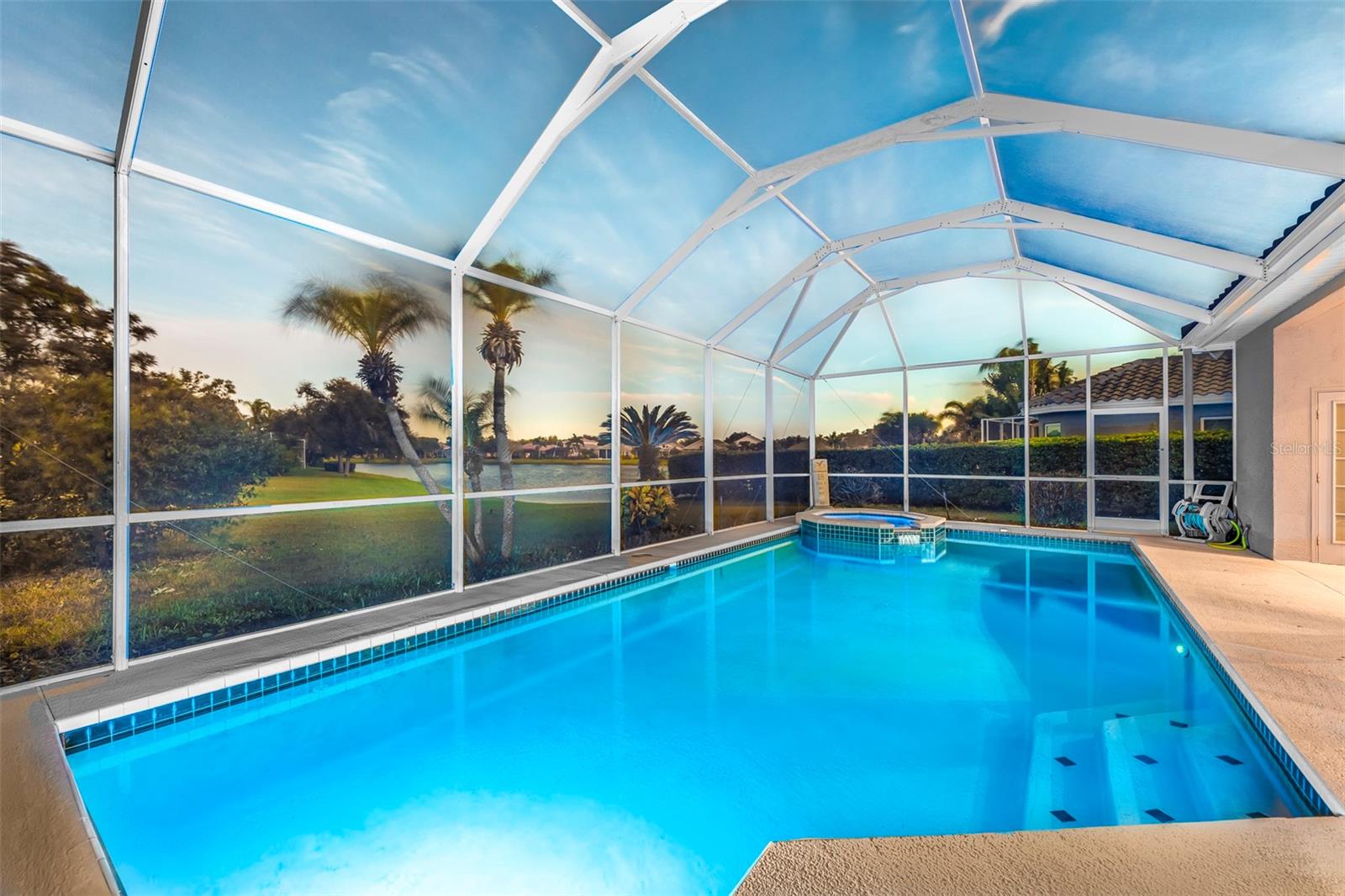 BAYOU CLUB ESTATES TR 5 PH 2 - Residential