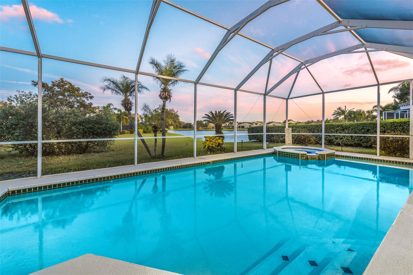 BAYOU CLUB ESTATES TR 5 PH 2 - Residential